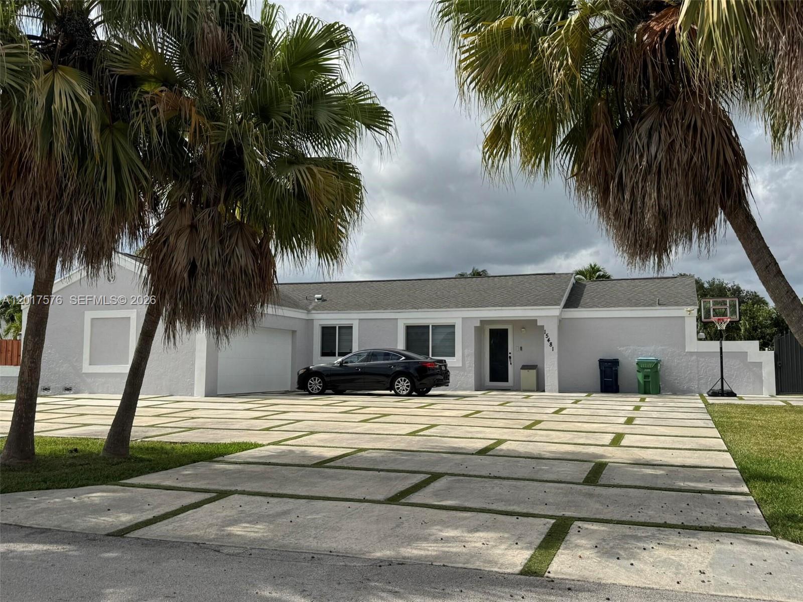 WEITZER SHAUNA MEADOWS SE - Residential