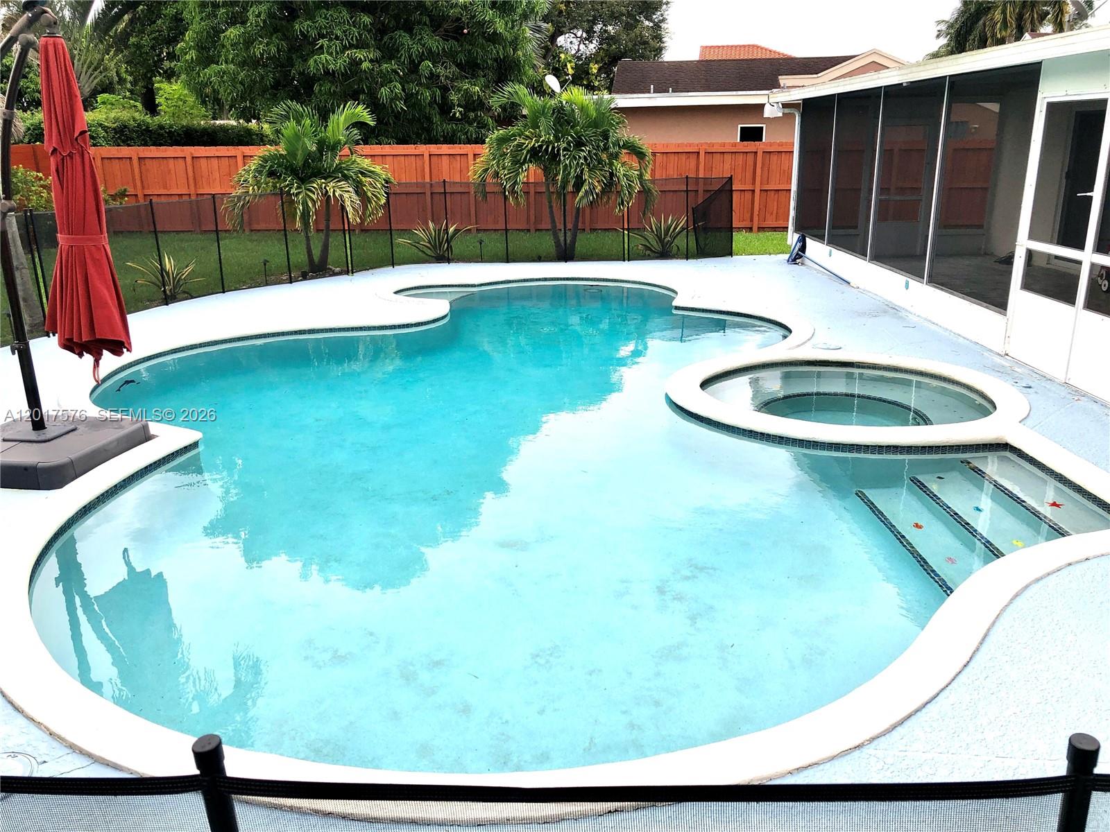 WEITZER SHAUNA MEADOWS SE - Residential