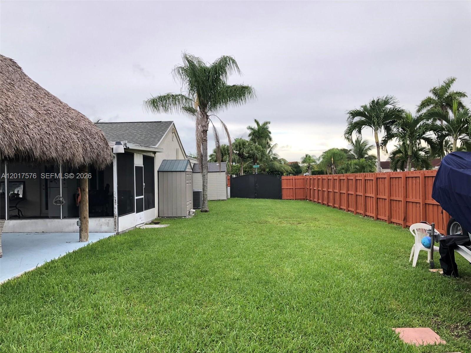 WEITZER SHAUNA MEADOWS SE - Residential