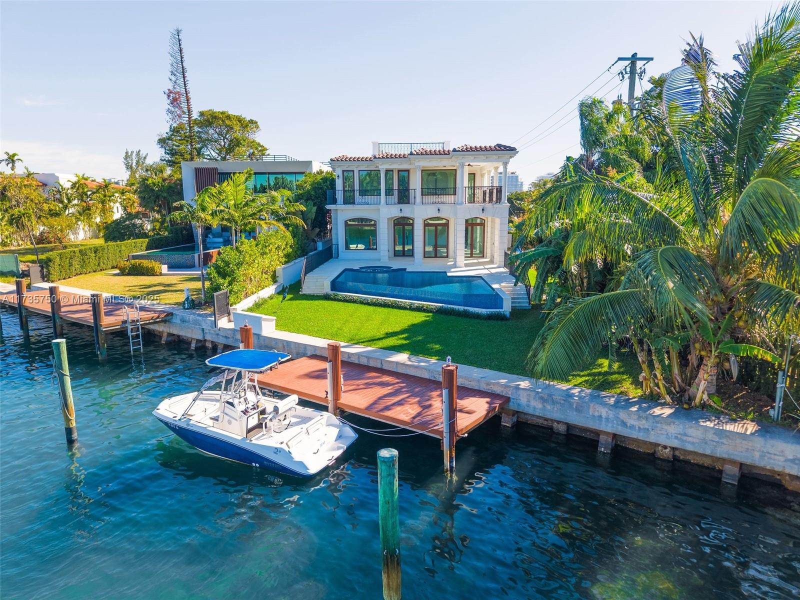 ALTOS DEL MAR NO 5 - Residential