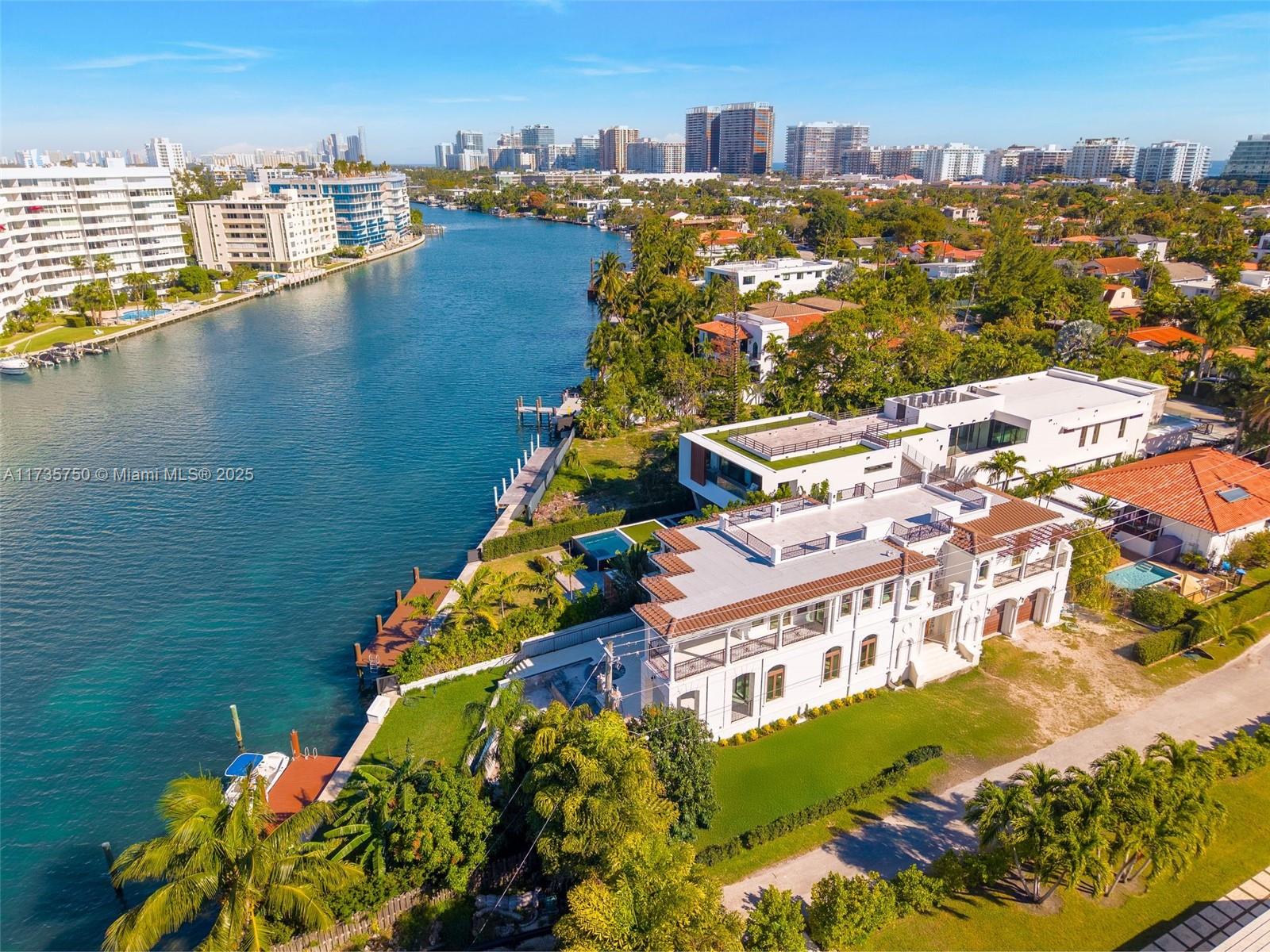 ALTOS DEL MAR NO 5 - Residential