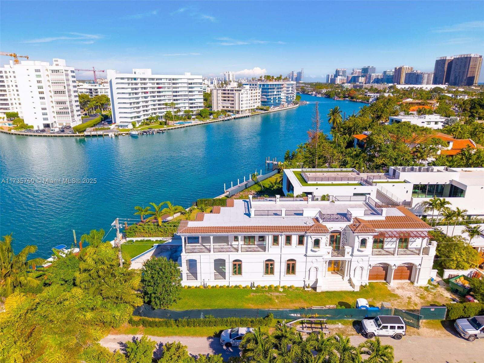 ALTOS DEL MAR NO 5 - Residential
