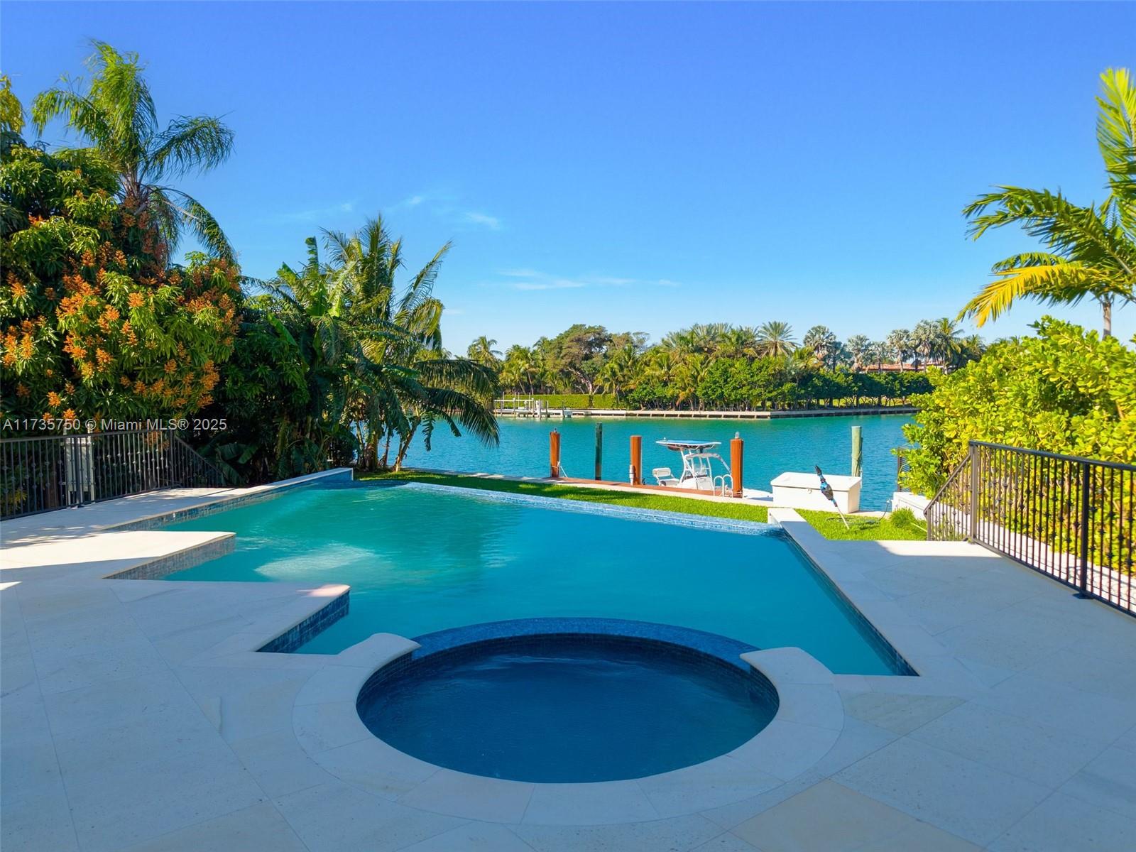 ALTOS DEL MAR NO 5 - Residential