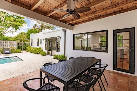 Single Family Residence in West Palm Beach FL 5105 Olive Ave Ave 34.jpg