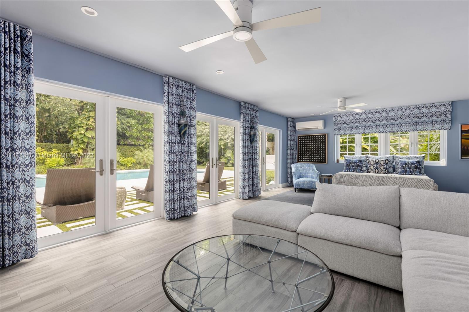 LEAFY WAY - Residential