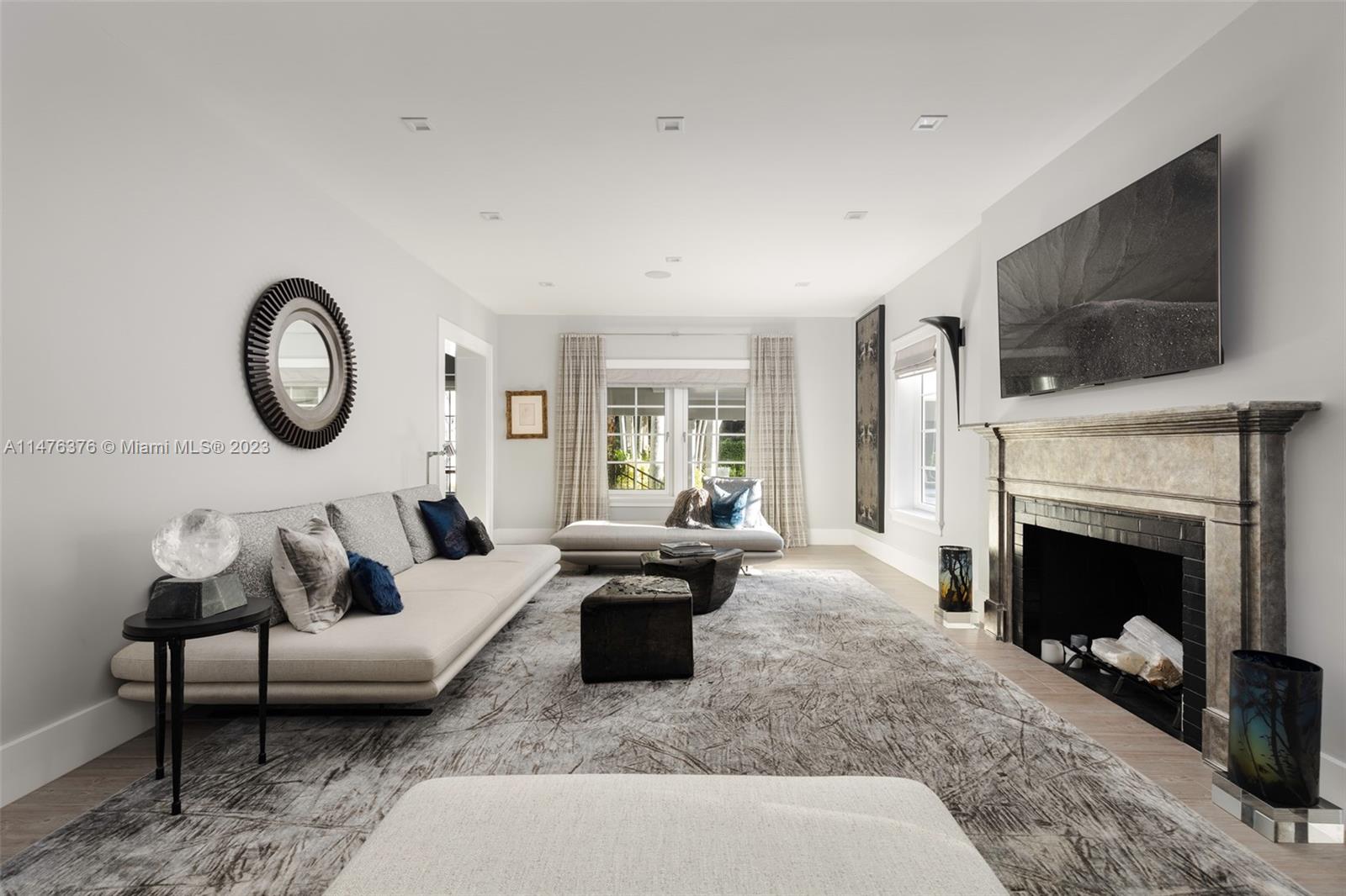 LEAFY WAY - Residential