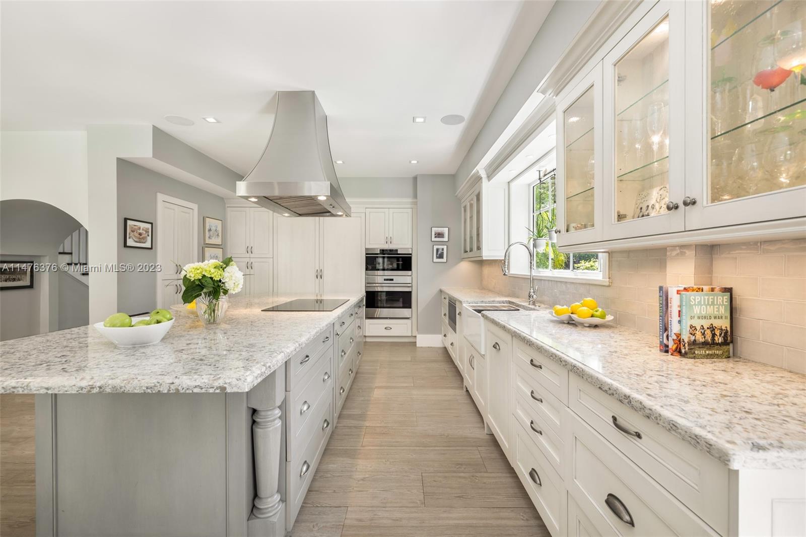 LEAFY WAY - Residential