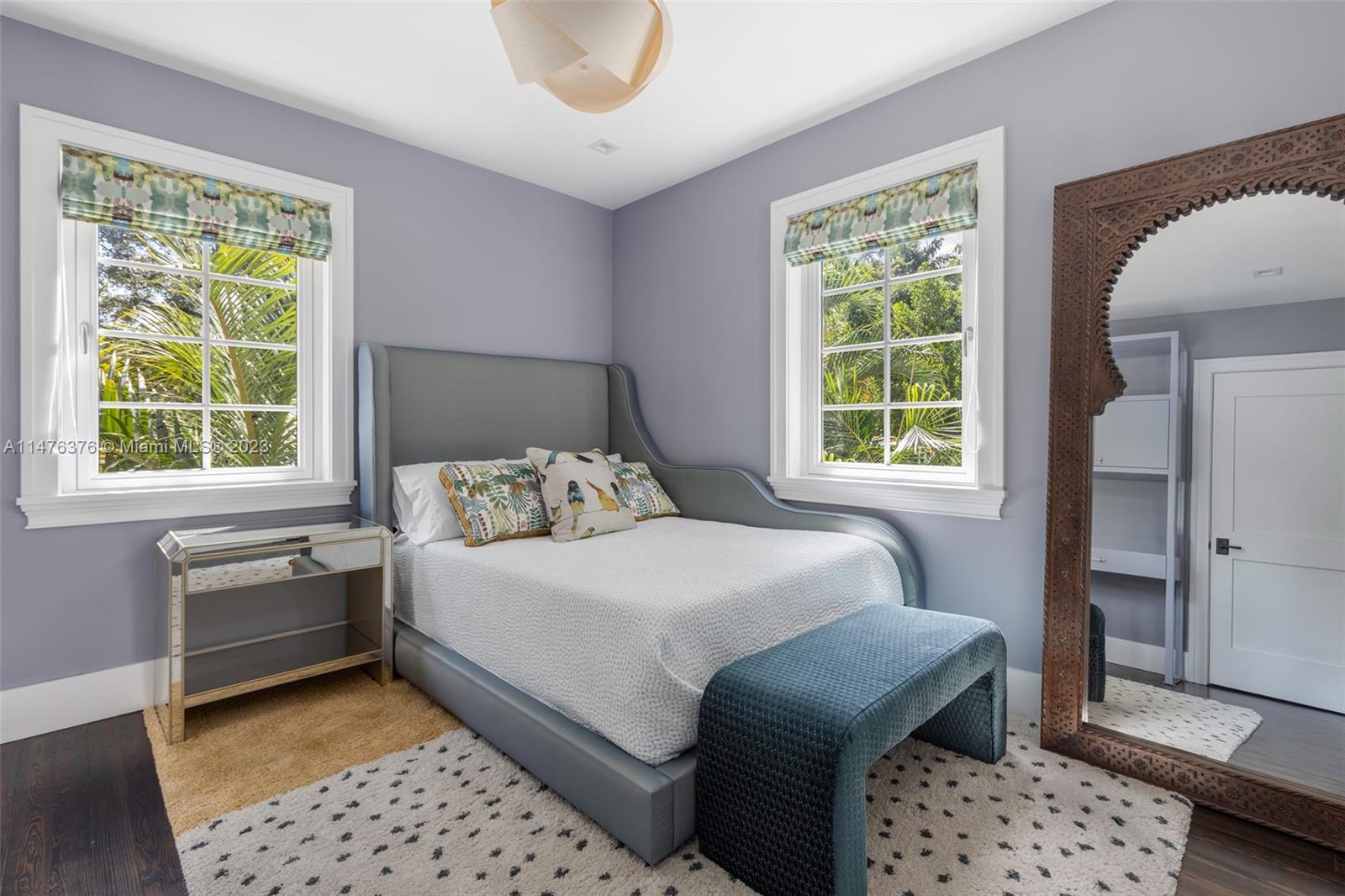 LEAFY WAY - Residential