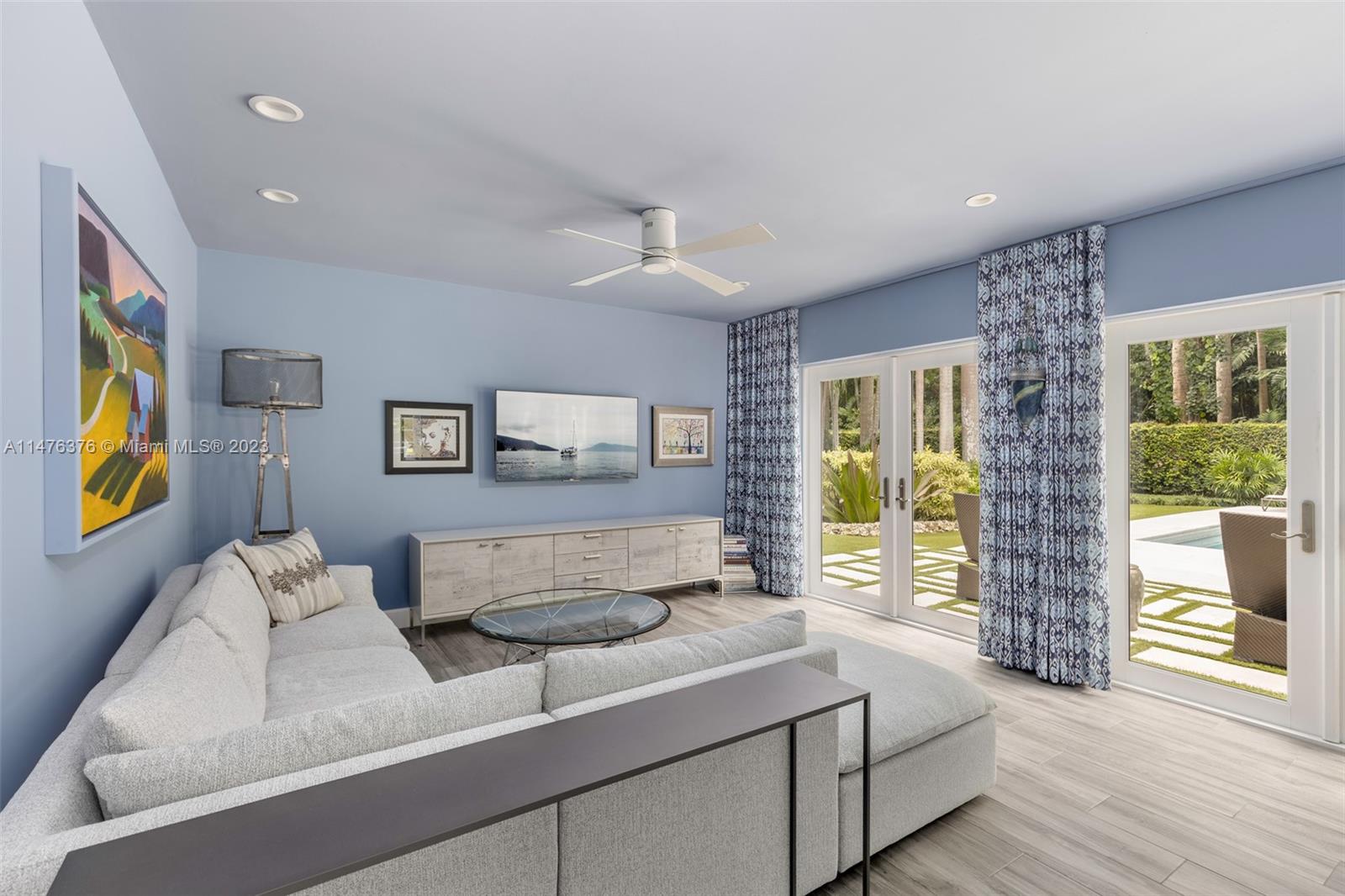 LEAFY WAY - Residential