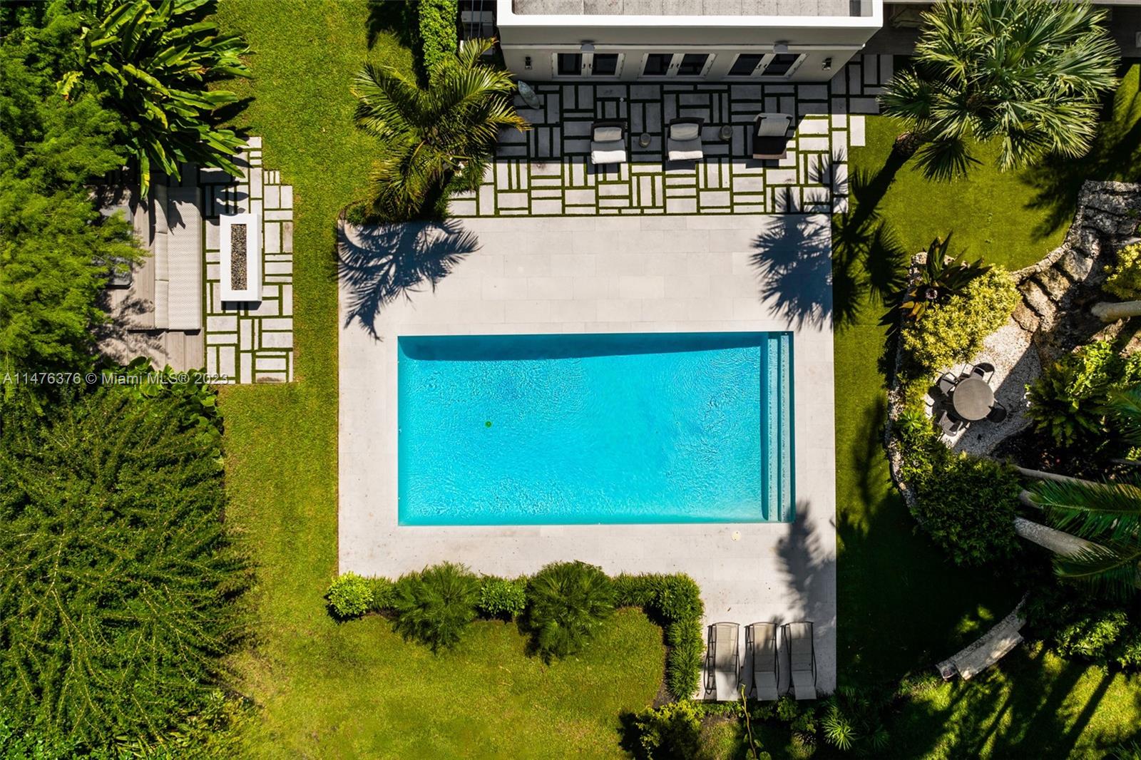 LEAFY WAY - Residential