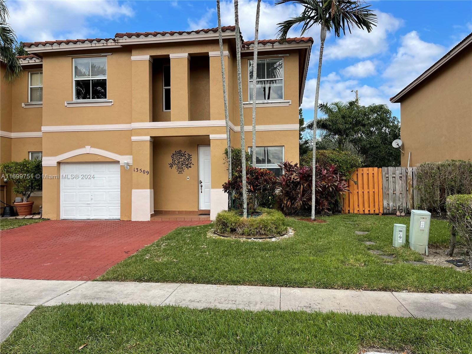 PEMBROKE FALLS PHASE 3 - Residential Lease