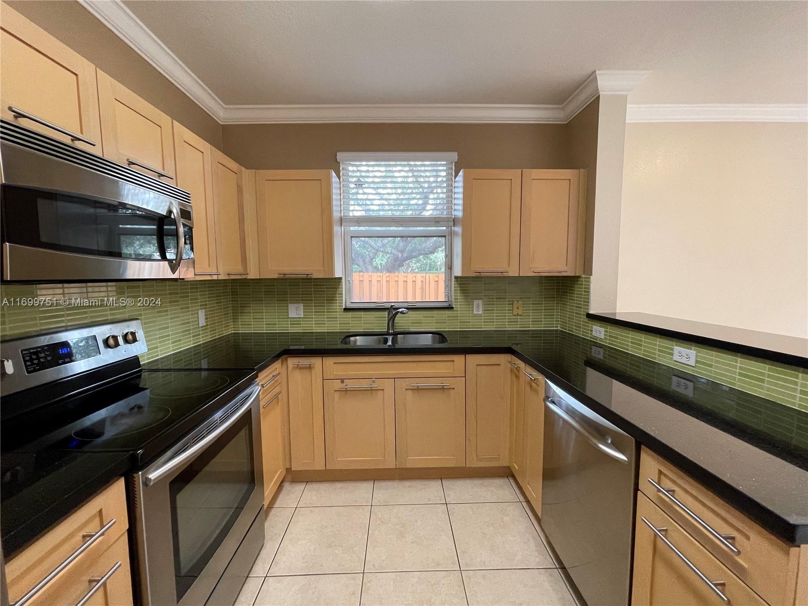 PEMBROKE FALLS PHASE 3 - Residential Lease