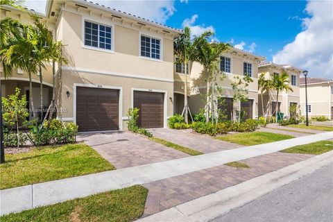 Photo of 2664 SW 81st Ter #2666, Miramar, FL 33025 (MLS # A11772756)