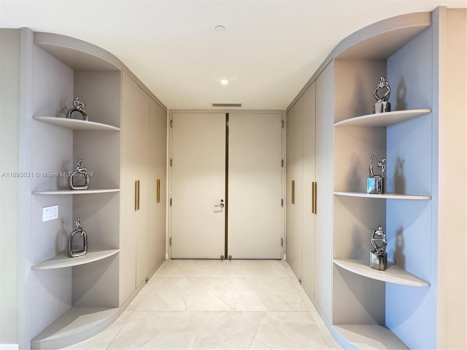 18975 COLLINS CONDO - Residential