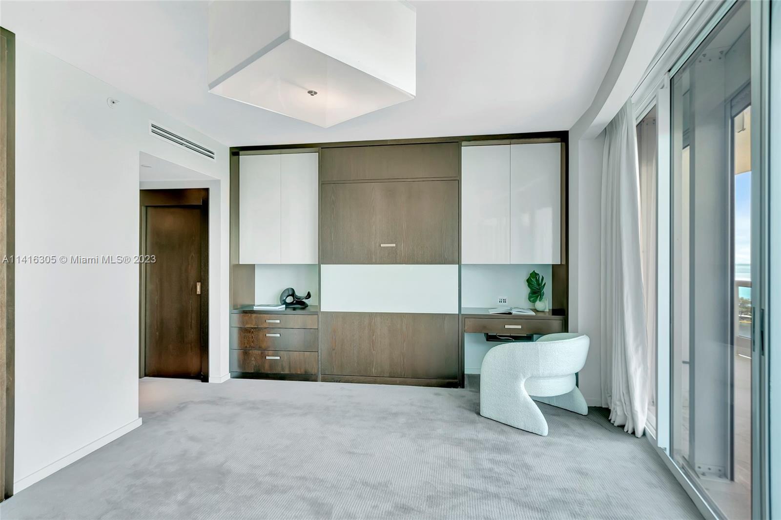 BRISTOL TOWER CONDO - Residential