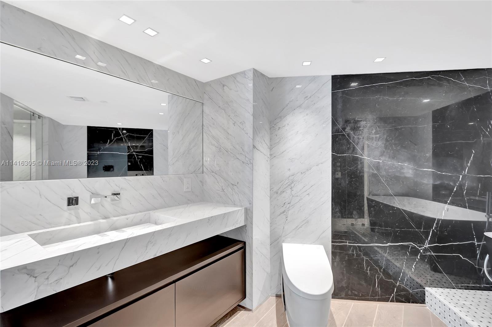 BRISTOL TOWER CONDO - Residential