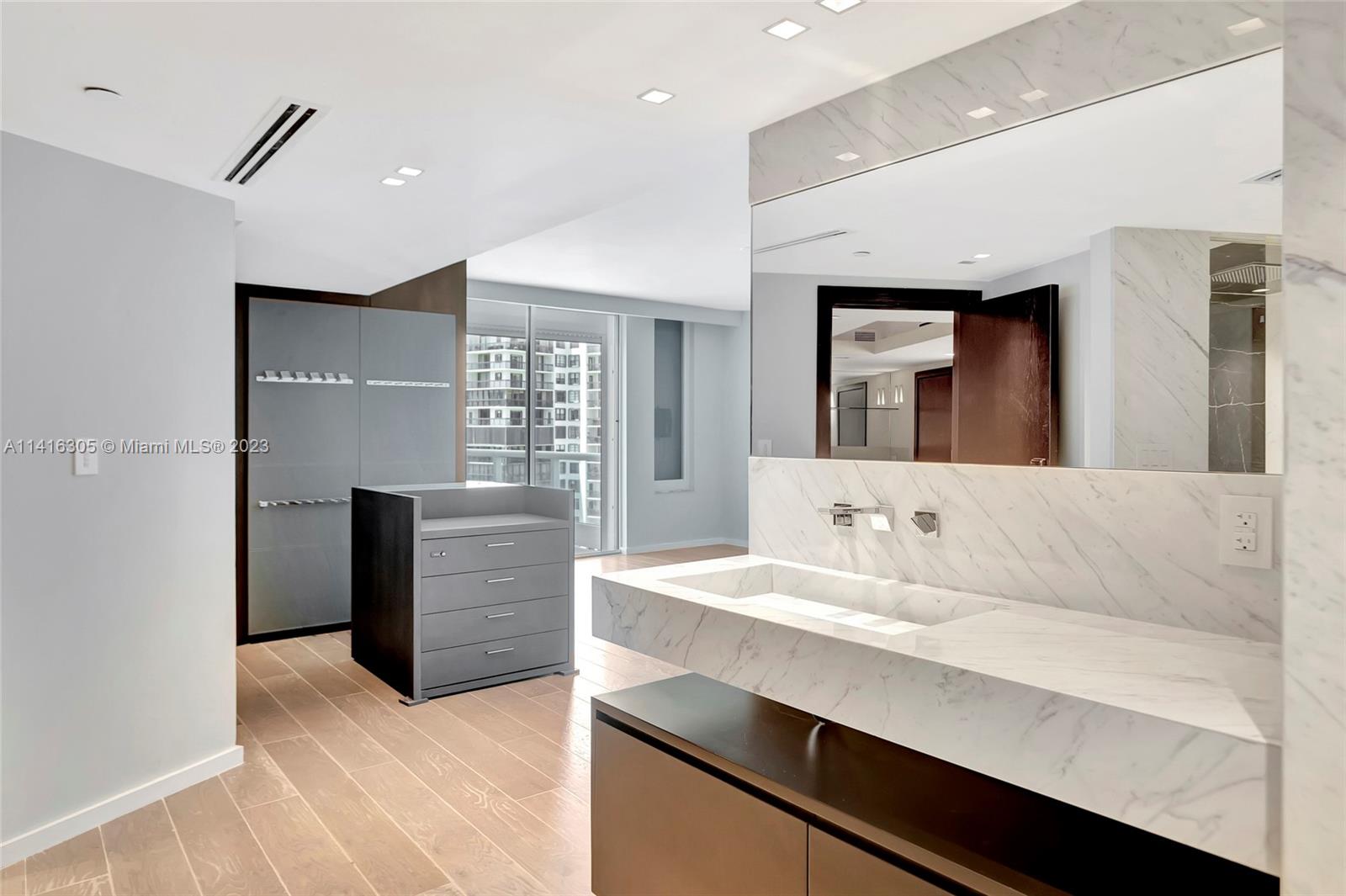 BRISTOL TOWER CONDO - Residential