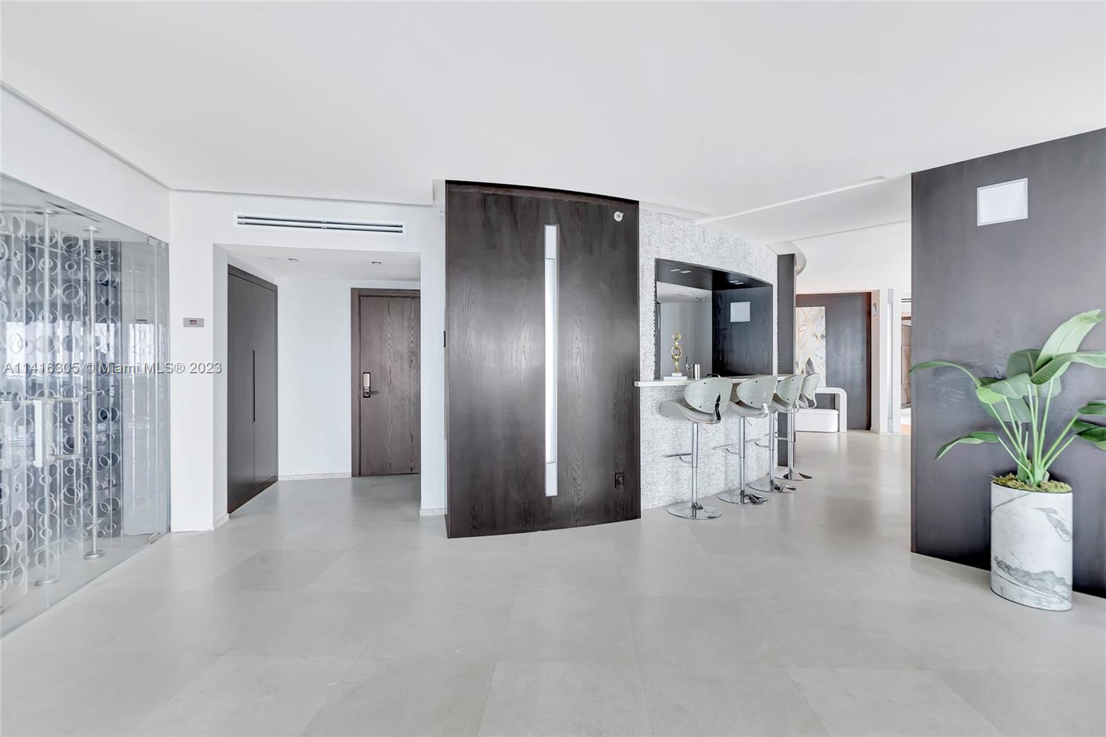 BRISTOL TOWER CONDO - Residential