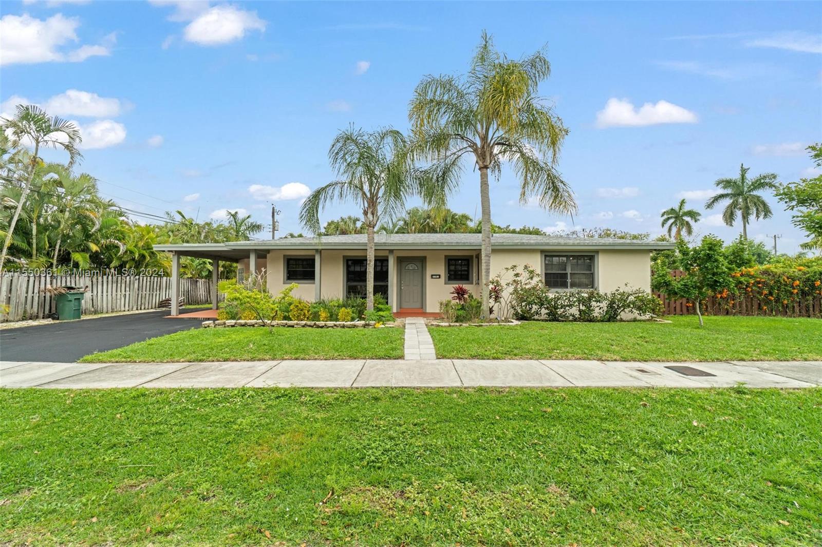 3381 Sw 18th St, Fort Lauderdale, Broward County, Florida - 4 Bedrooms  
2 Bathrooms - 