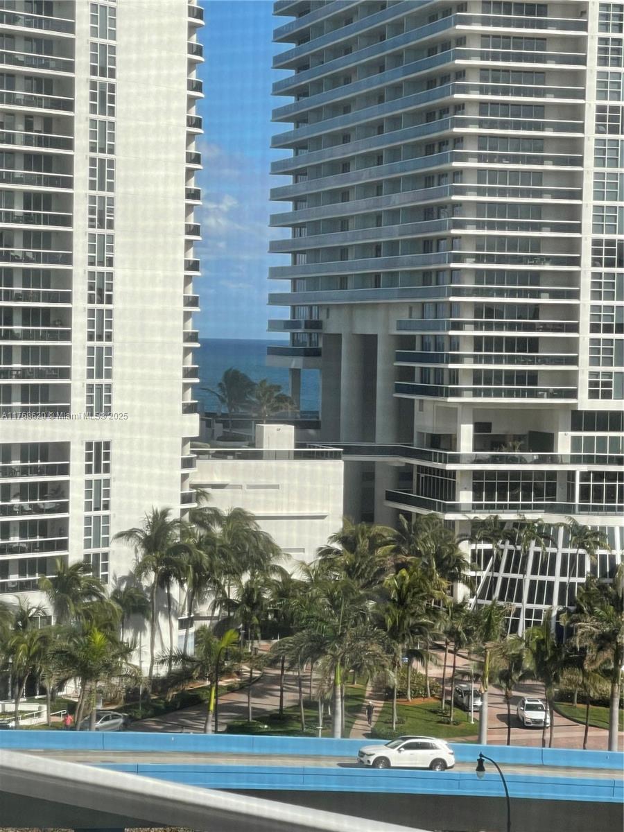 IMPERIAL TOWERS NORTH CON - Residential