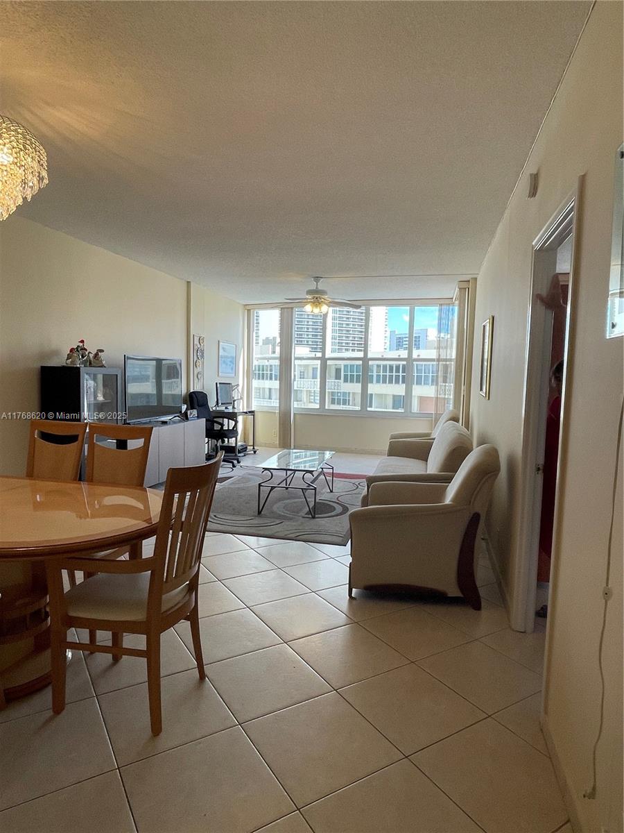 IMPERIAL TOWERS NORTH CON - Residential