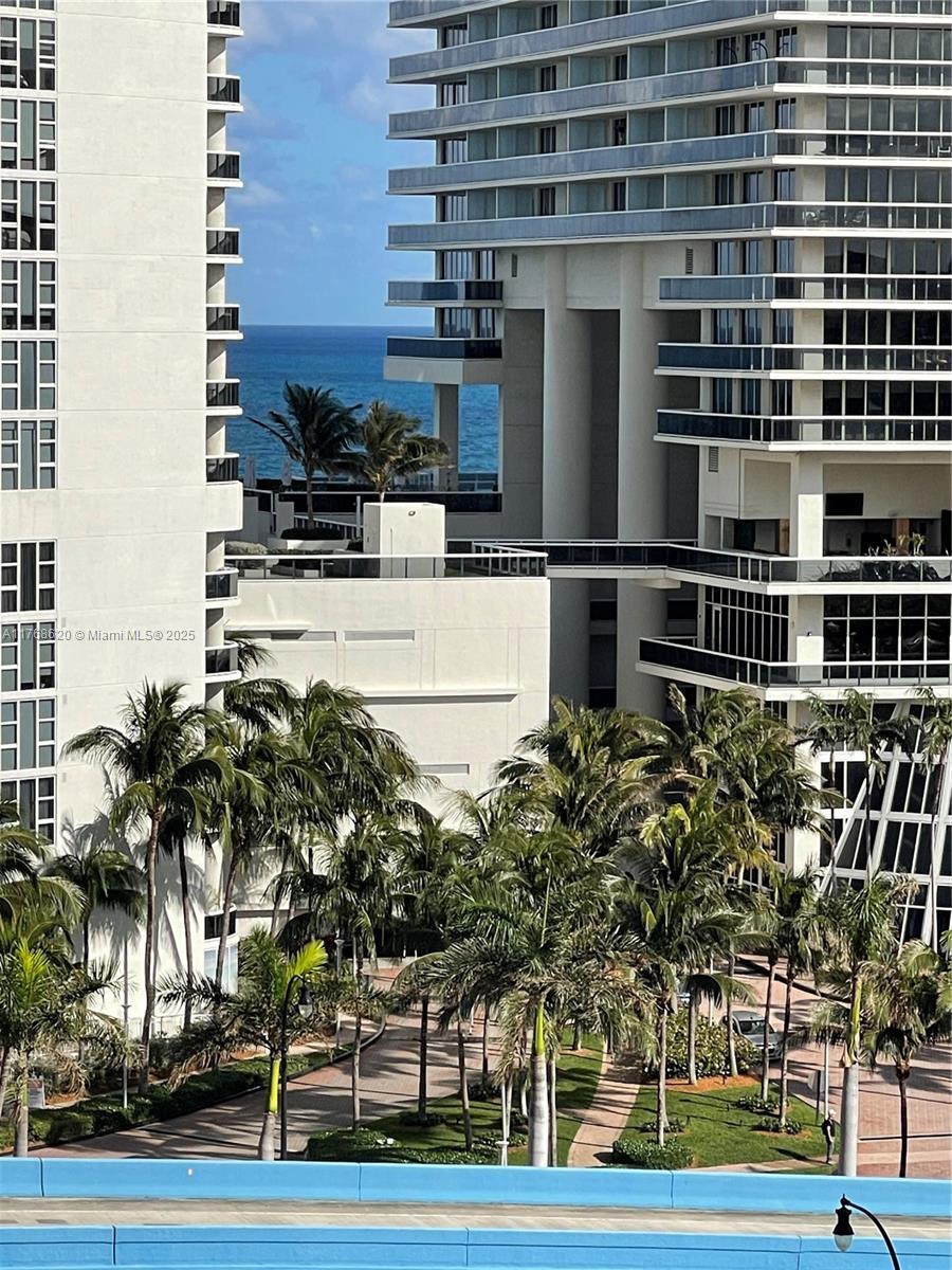 IMPERIAL TOWERS NORTH CON - Residential