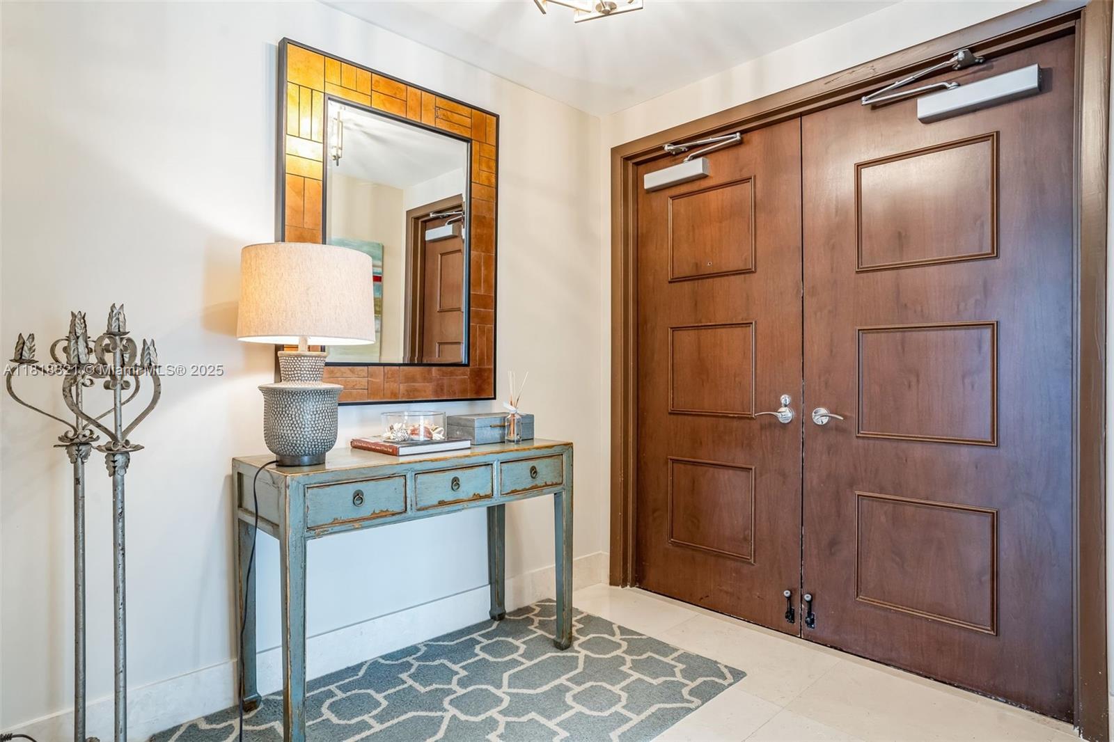 THE CARIBBEAN CONDO - Residential