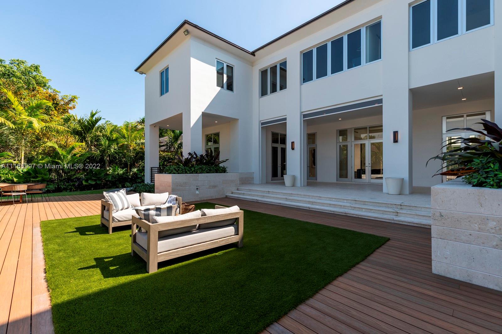 COCOPLUM SEC 1 - Residential