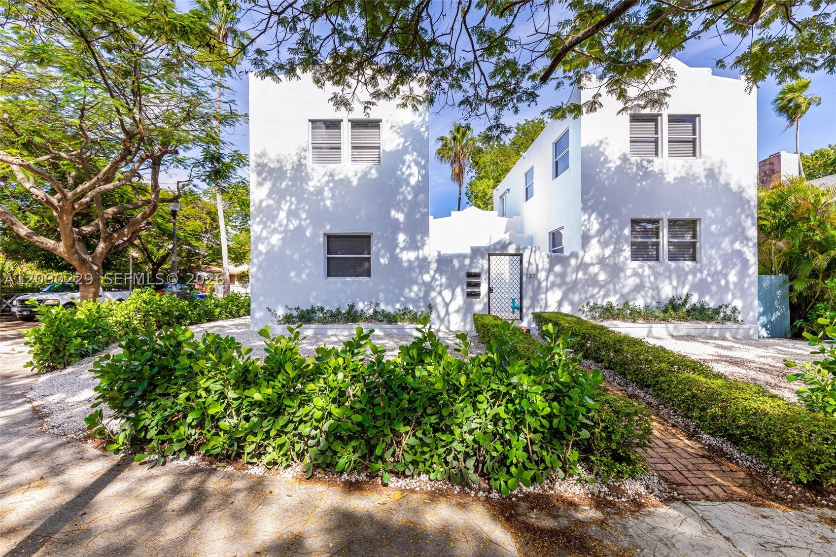 137 NE 47th St