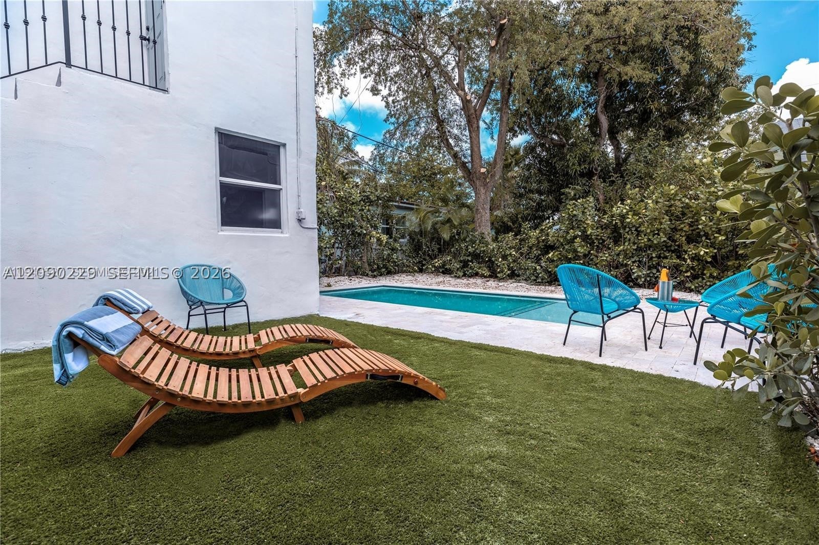 137 NE 47th St