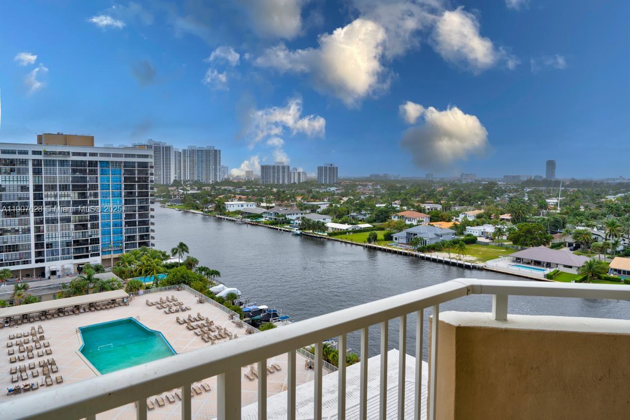 THE HEMISPHERES CONDO - Residential Lease