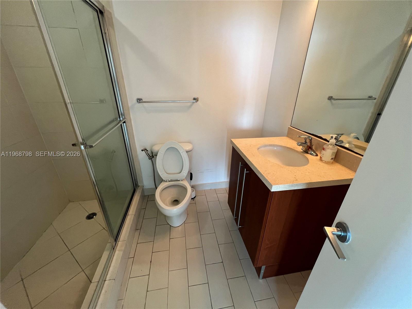 THE AXIS ON BRICKELL COND - Residential Lease