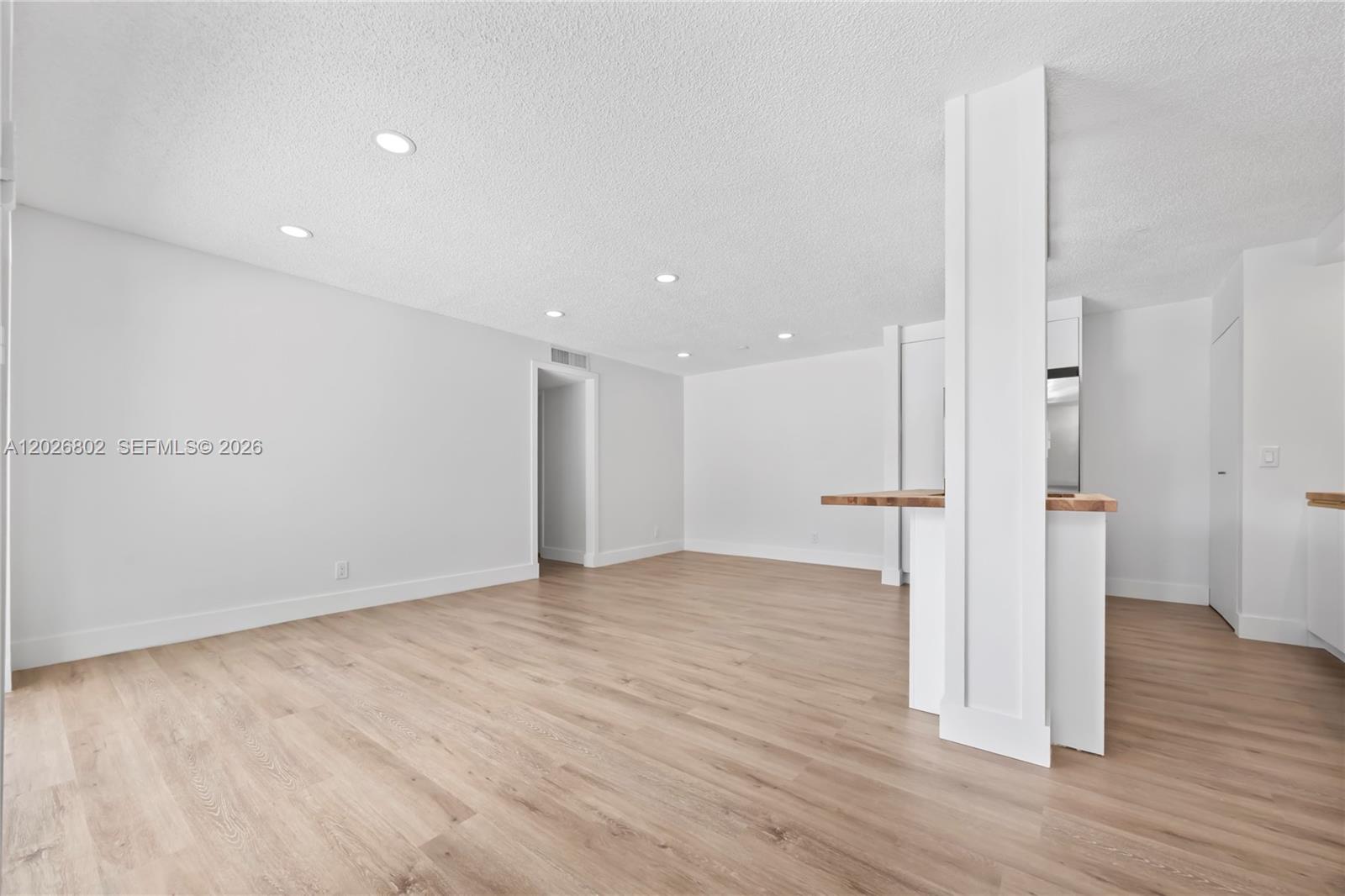 7511 S Oriole Blvd 201