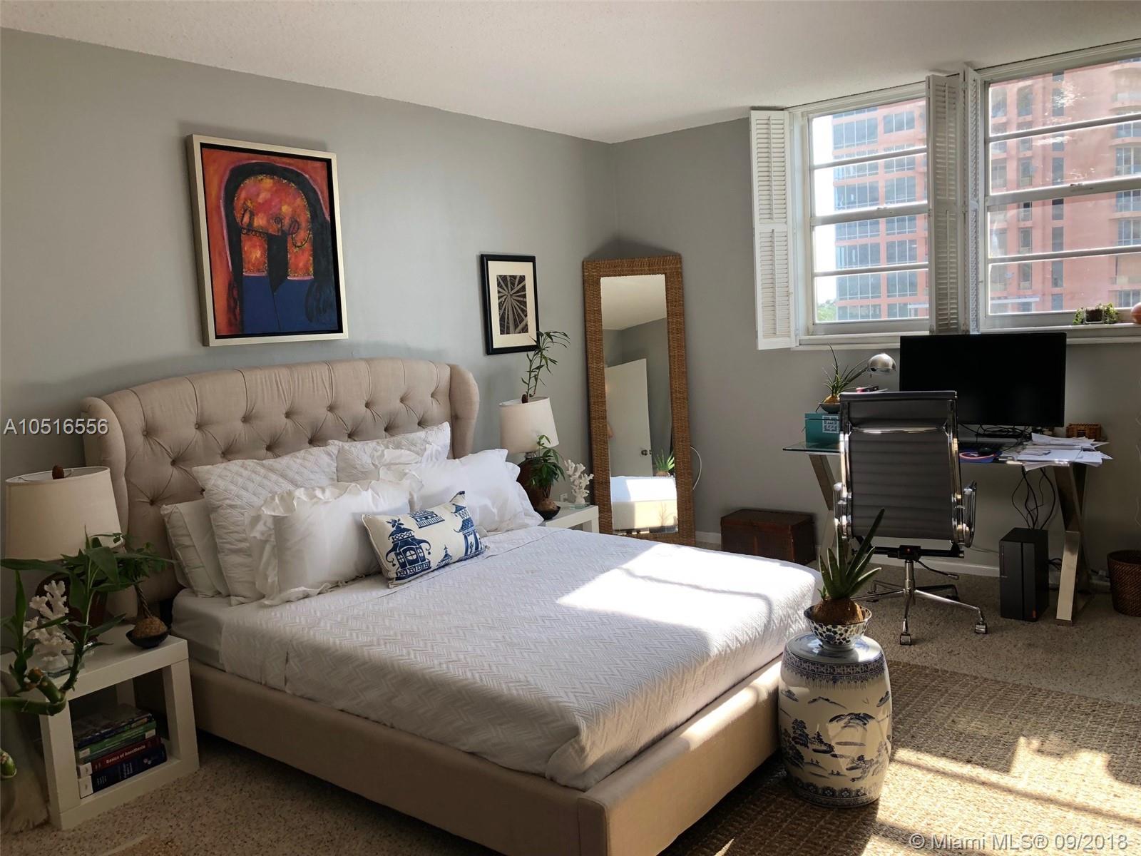 GABLES WATERWAY TOWERS CO - Residential Lease