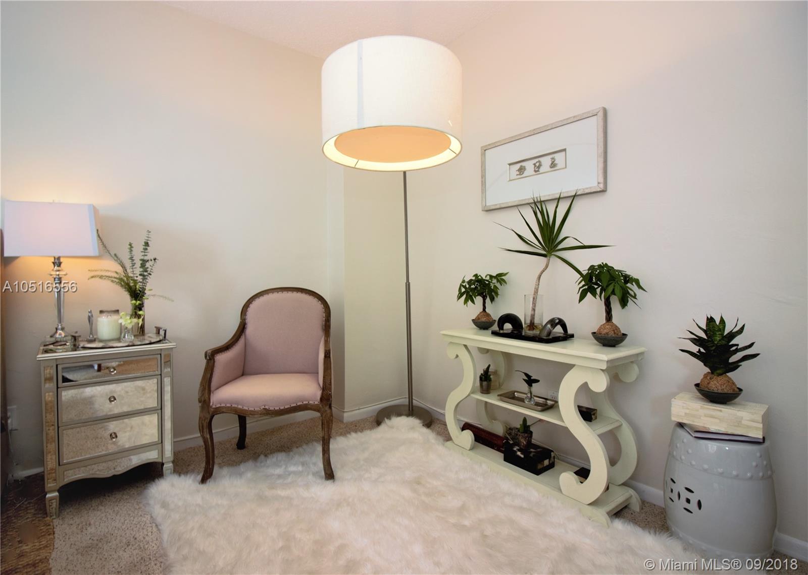GABLES WATERWAY TOWERS CO - Residential Lease