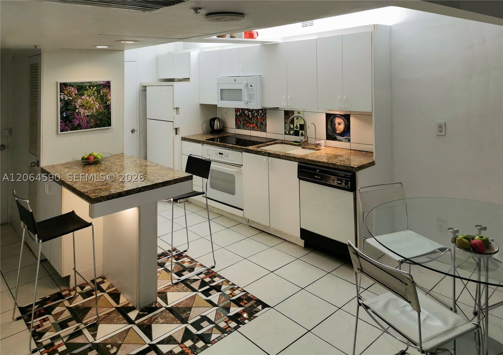 100 Lincoln Rd 1424