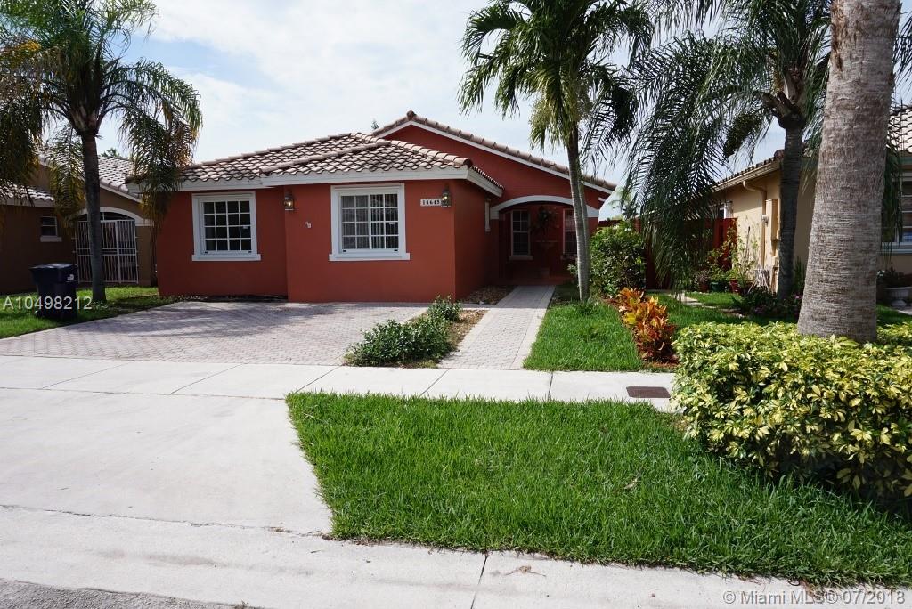 LE MIRAGE - Residential Lease