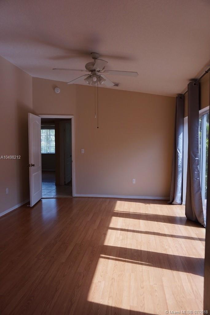 LE MIRAGE - Residential Lease