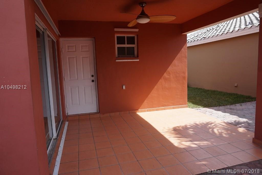 LE MIRAGE - Residential Lease