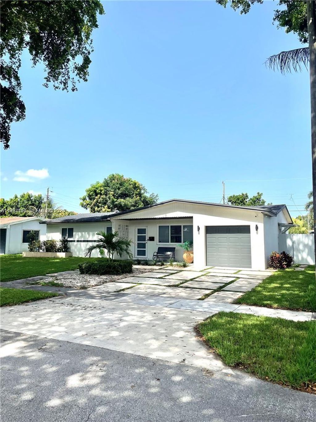 Photo of 210 SW 65th Way, Pembroke Pines, FL 33023 (MLS # A11983166)