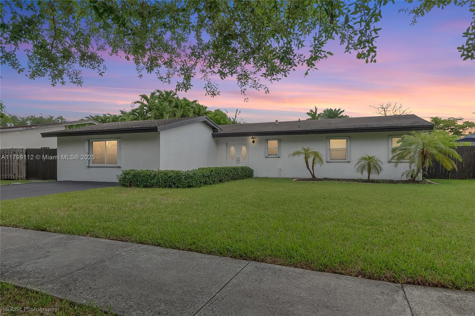 Address Not Disclosed, Miami, Broward County, Florida - 3 Bedrooms  
2 Bathrooms - 