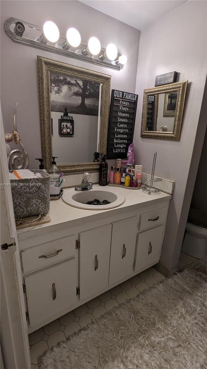 WIMBLEDON TOWNHOUSE III-7 - Residential