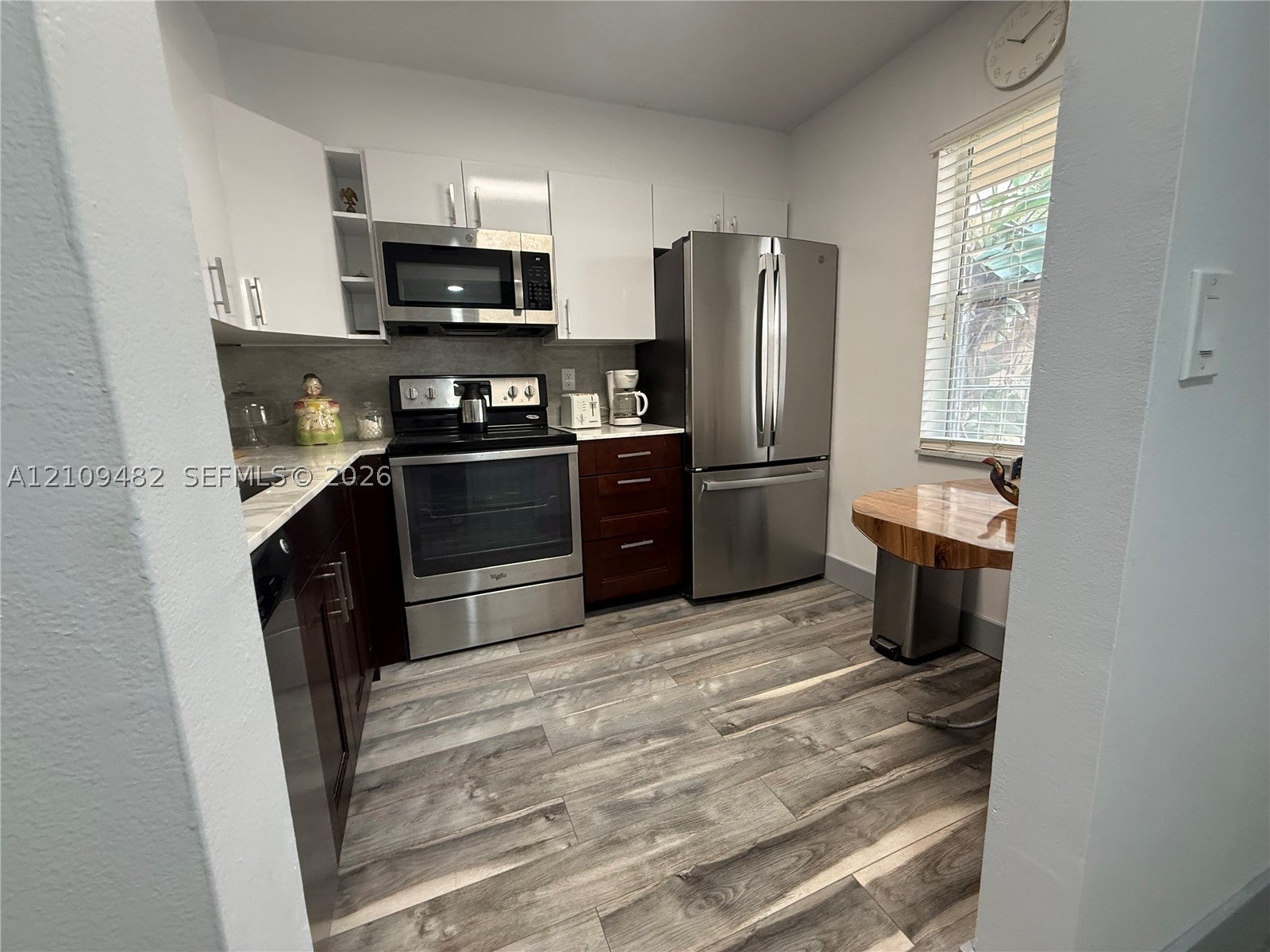 2811 Somerset Dr