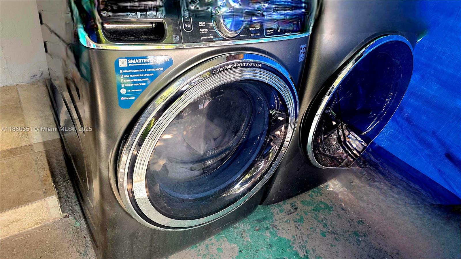 PRINCESS PARK MANOR - Residential