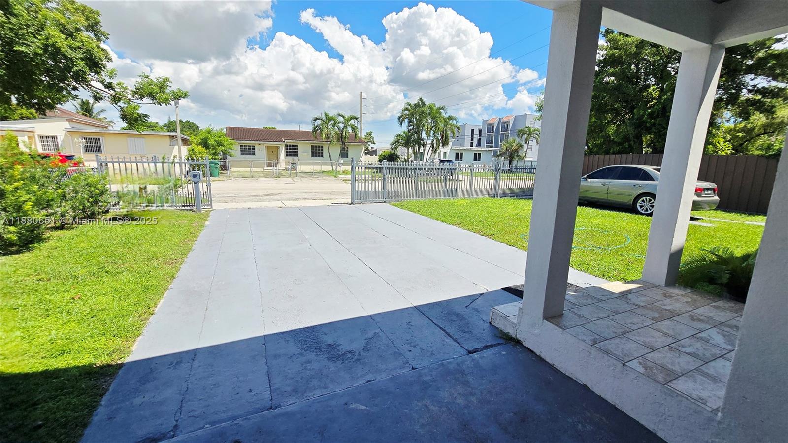 PRINCESS PARK MANOR - Residential