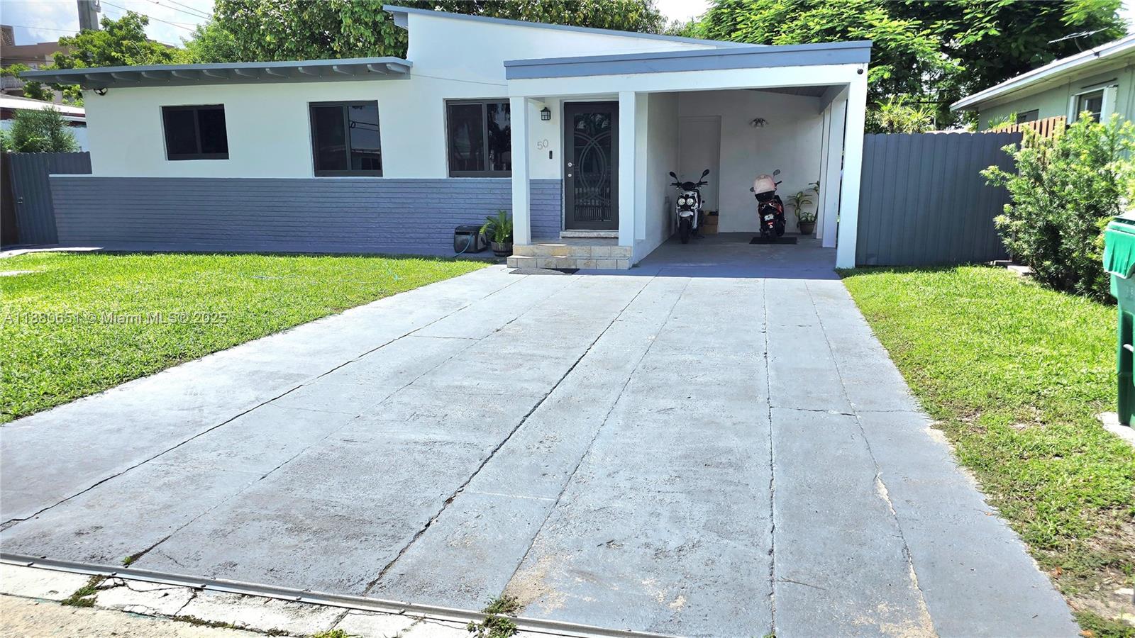 PRINCESS PARK MANOR - Residential