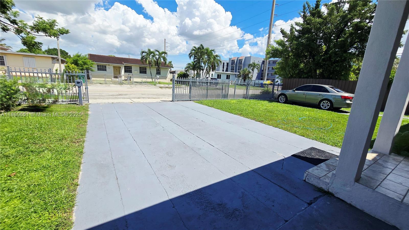 PRINCESS PARK MANOR - Residential