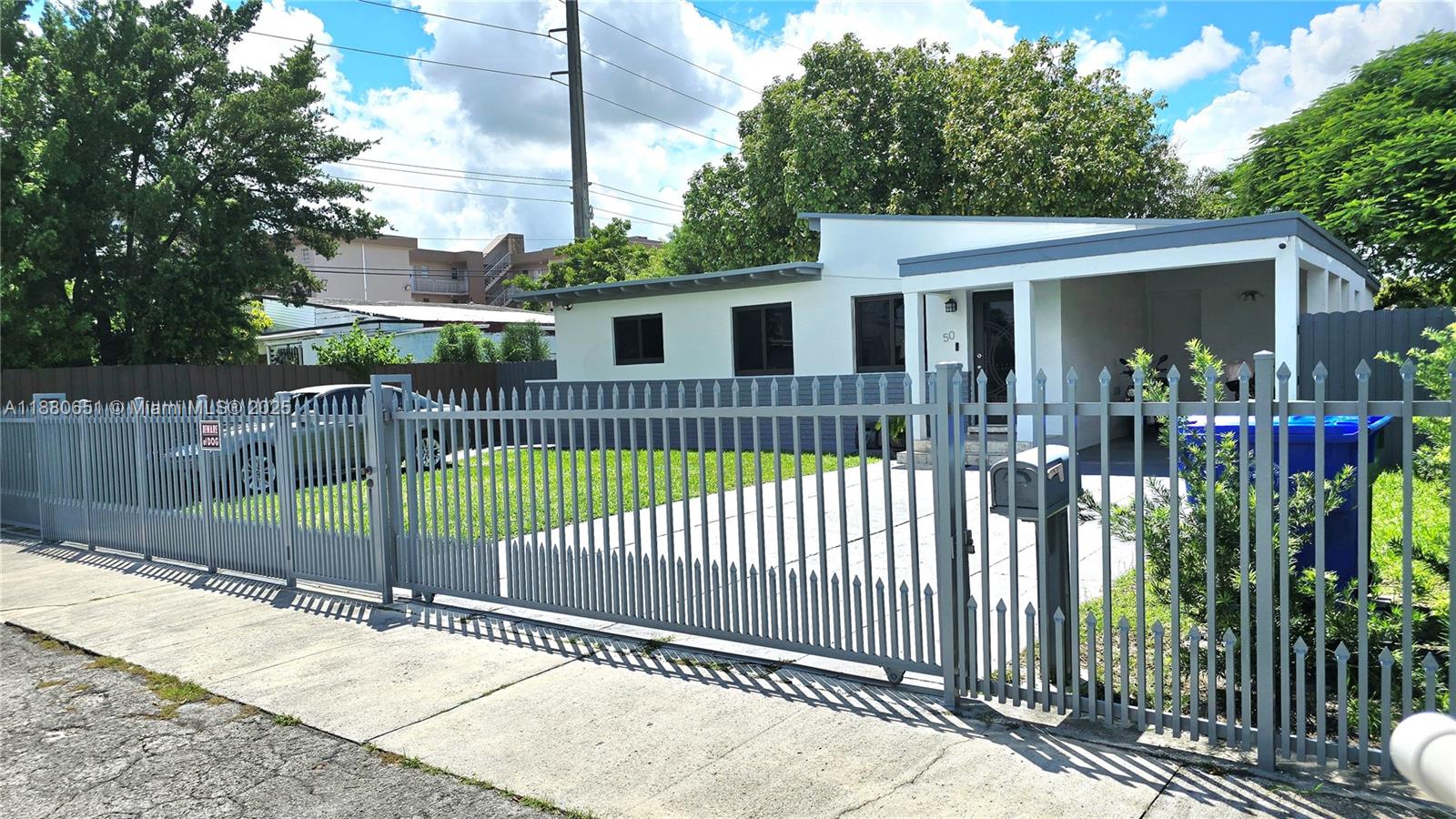 PRINCESS PARK MANOR - Residential