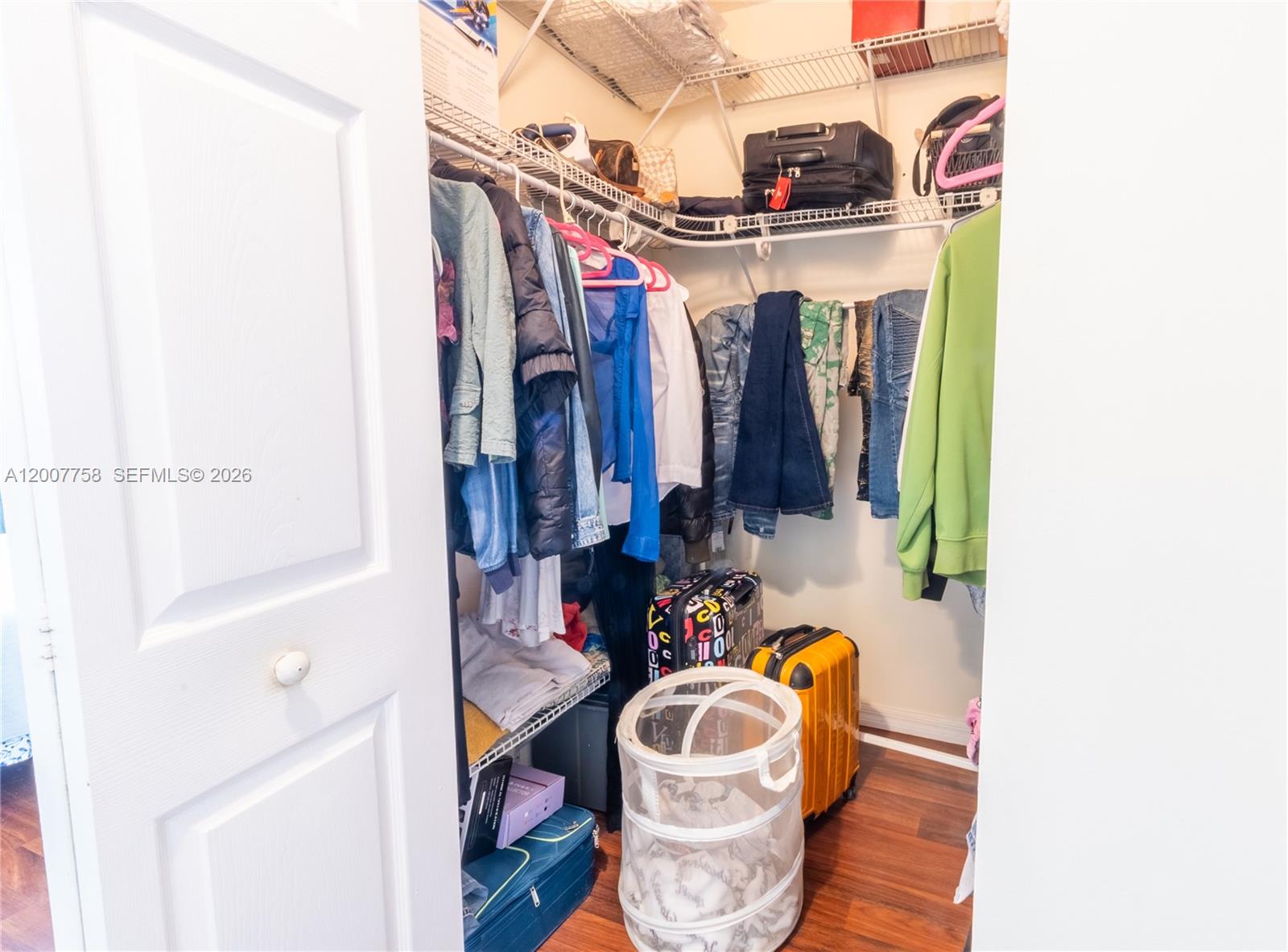 1800 BISCAYNE PLAZA CONDO - Residential