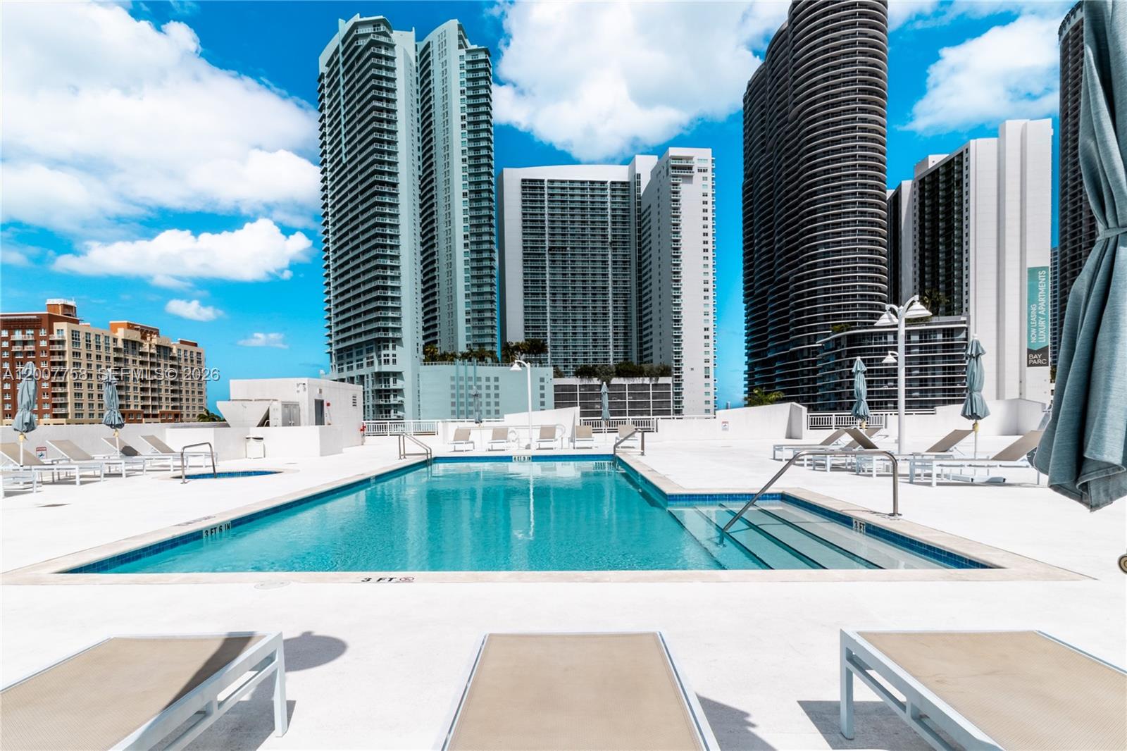 1800 BISCAYNE PLAZA CONDO - Residential